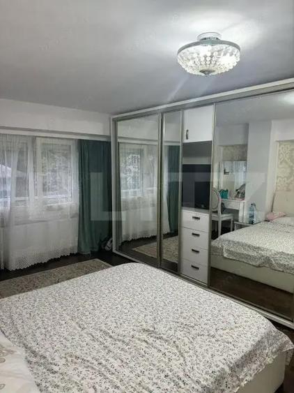Apartament de vanzare cu 4 camere, zona Ultracentral SCHIMB SI CU CASA - 10