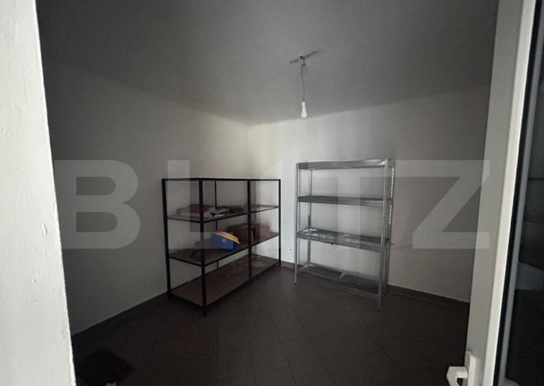 Spatiu comercial pe 2 niveluri, 230 mp, zona semicentrala - 10