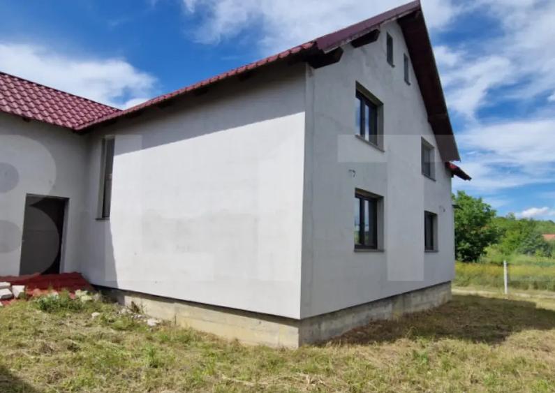 Casa de vanzare, 240 mp, zona jelna, teren 10 ari - 7