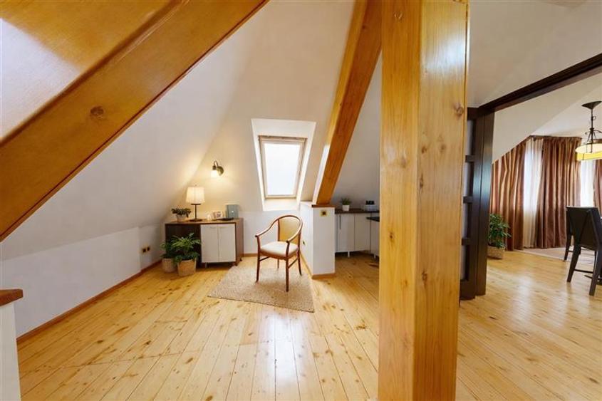 Volum arhitectural remarcabil:Sediu firma, Clinica,Investitie,Rezidenta,Centru C - 10