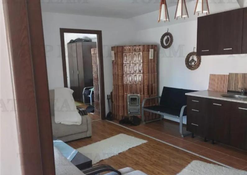 Valea Prahovei - Comarnic/ Casa 3 camere/ pivnita/ curte 55 - 10