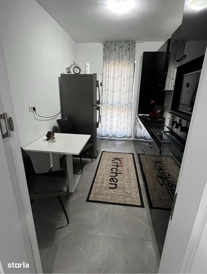 Apartament cu 2 camere decomandat în Dobroești