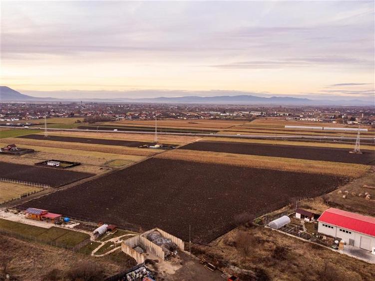 Film!Potential rezidential/investitional, 5.000 mp intravilan,priveliste Muntii - 3