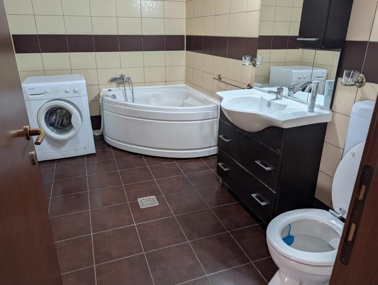 De inchiriat apartament 2 camere Rin Grand Hotel - 4