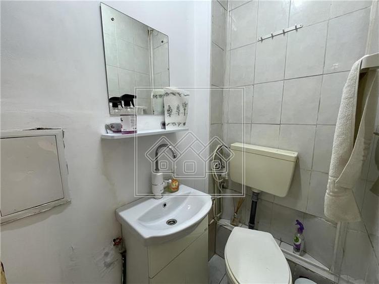 Apartament cu 4 camere circular în Central