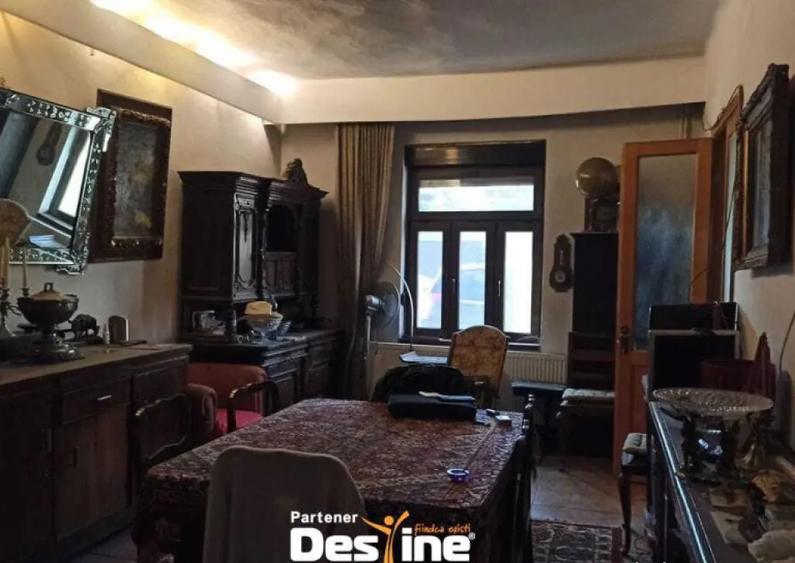 Casa individuala + curte proprie P+M, zona Panduri/Drumul Sa - 1