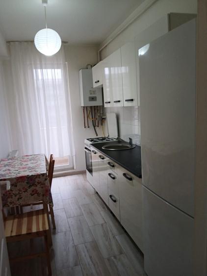 Inchiriez apartament 1 camera Floresti str.cetatii 250 euro/luna - 1