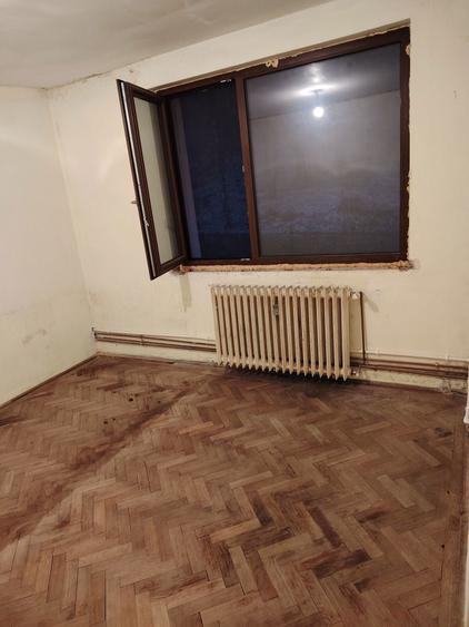 Vand apartament cu doua camere in Baile Olanesti - 8