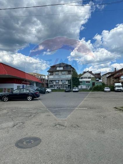 Spațiu / birouri în suprafață de 1200 / 1300 mp teren Central BM - 9