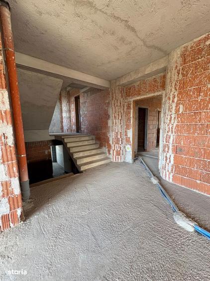 Casa de vanzare cu 6 camere ?i mansarda teren 2500mp Padure Cernica - 2