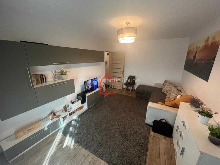 Ap 2 camere decomandat+ loc parcare + boxa - zona CUG