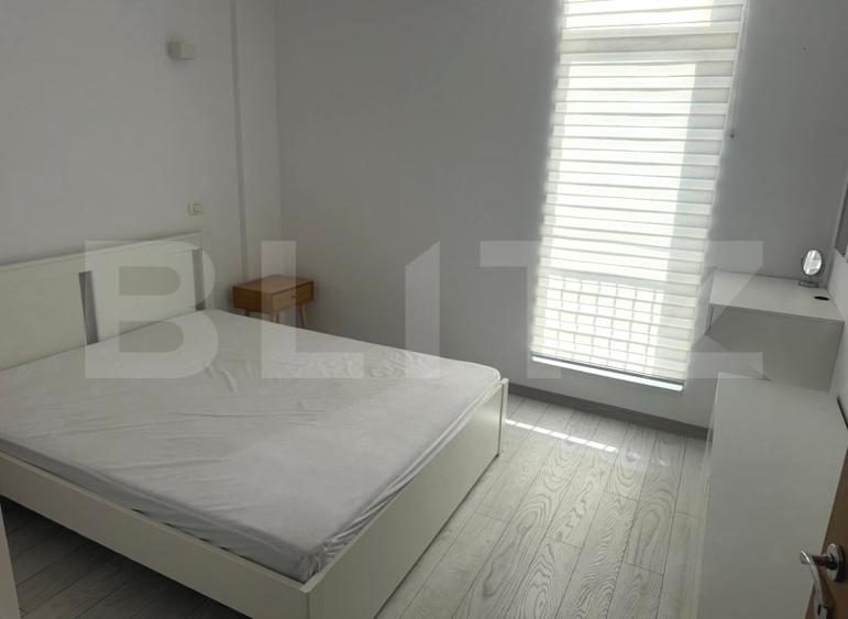 Apartament cu 3 camere decomandat, mobilat în Aradului
