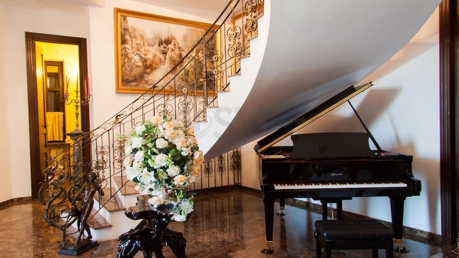 REV2000904 Vila spectaculoasa - zona Cernica - 14