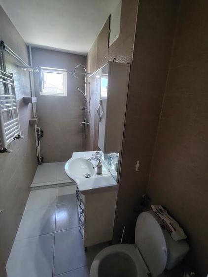 Inchiriez apartament 2 camere - 8