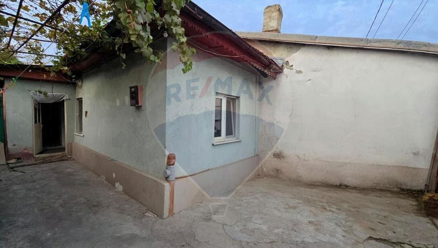 Casa de vanzare in zona Tei Toboc - 1