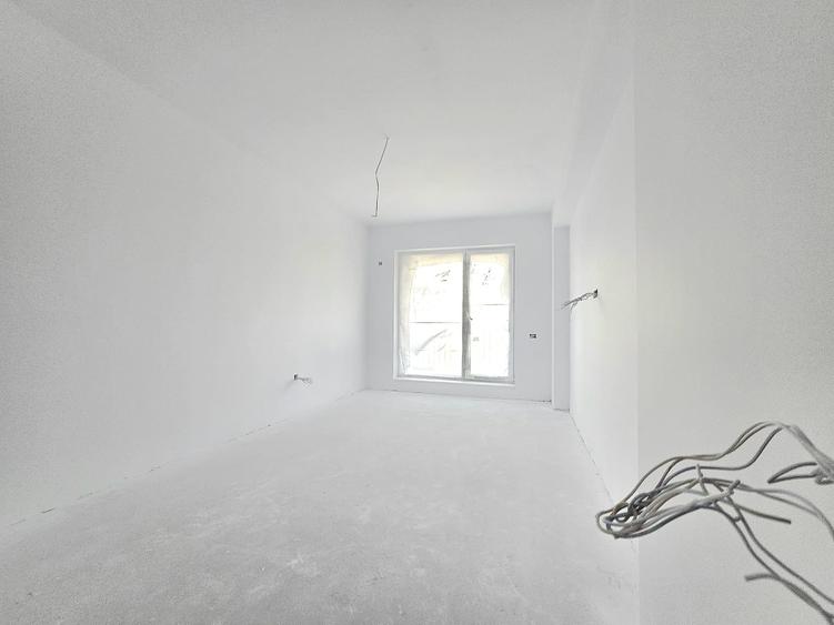 Apartament cu 3 camere decomandat în 1 Decembrie 1918