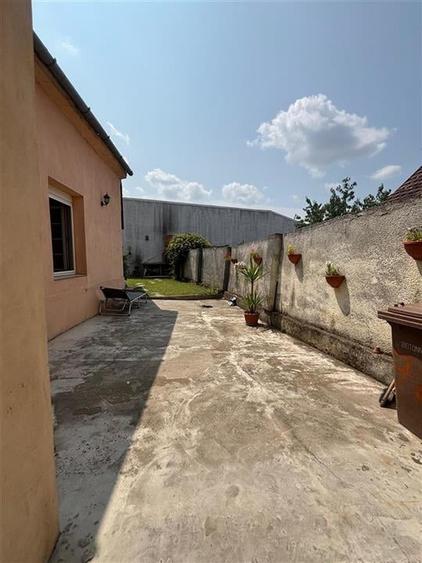 CASA CENTRALA CURTE INDIVIDUALA / 3 CAMERE - 12