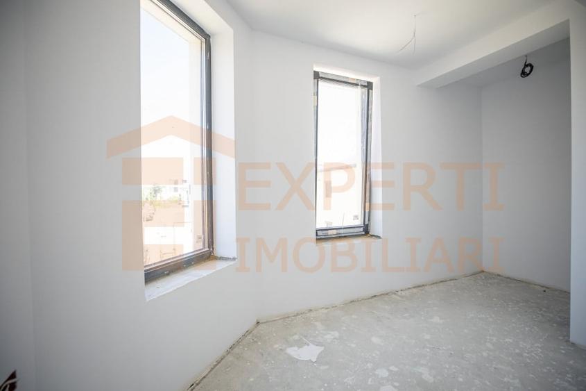 Vila situata in Palazu Mare zona Elvila - 3