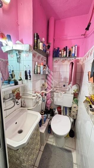 Apartament cu 2 camere, zona Sagului - 8