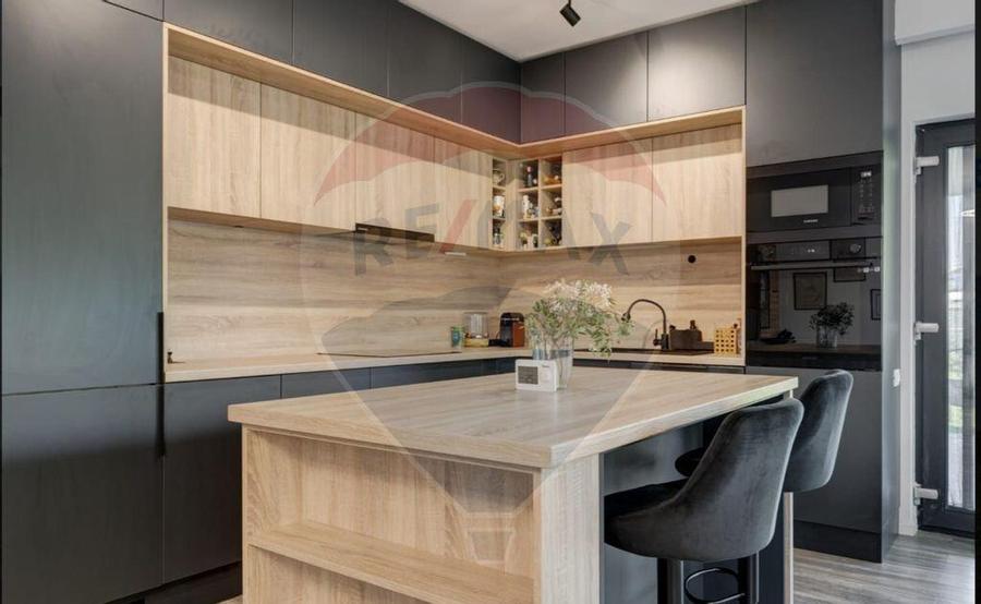 Vila cu 5 camere de vanzare Corbeanca - 1