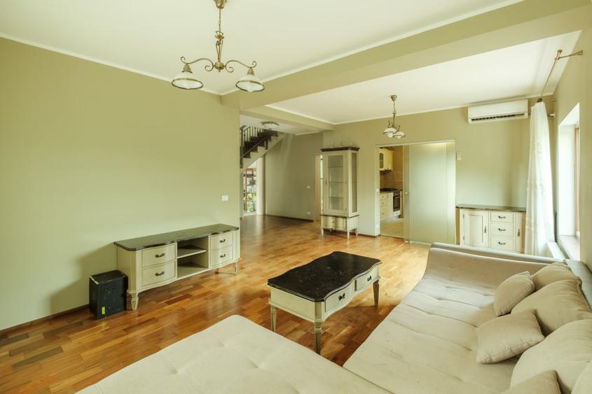 CASĂ INDIVIDUALĂ | GIROC | PLANETELOR - 2