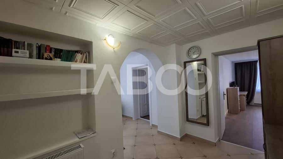 Apartament la casa de vanzare 82 mp 2 camere curte zona Vasile Aaron - 12