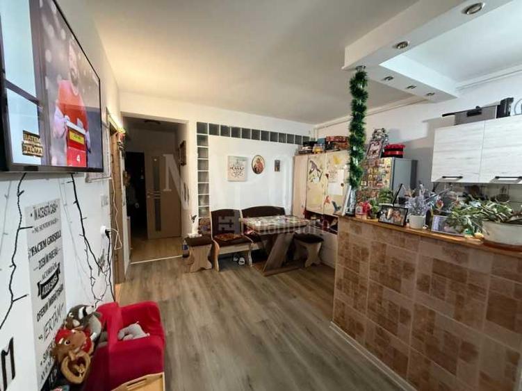 Apartament 4 camere de vanzare in Baciu - 2