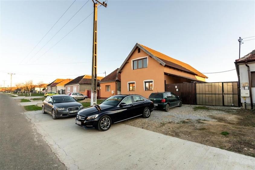 RECO Casa 3 camere, Alparea - 1