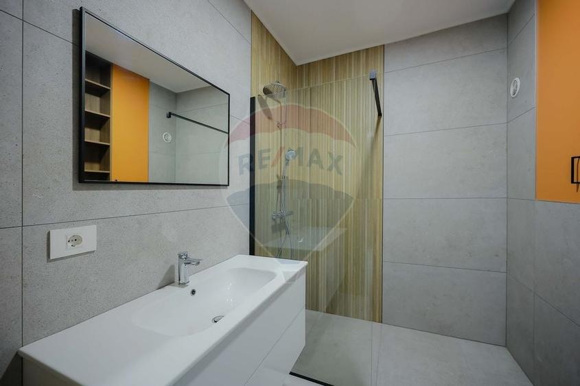 Apartament de închiriat cu 2 camere și parcare, ultracentral, Oradea - 4