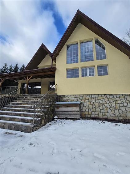 CASA DE VACANTA  CU TEREN DE VANZARE HARJA - 1