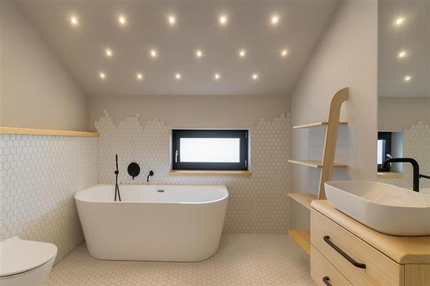 Resedinta high-tech, lot privat 1.000 mp, Tarlungeni, Brasov: Tut LIVE! - 6