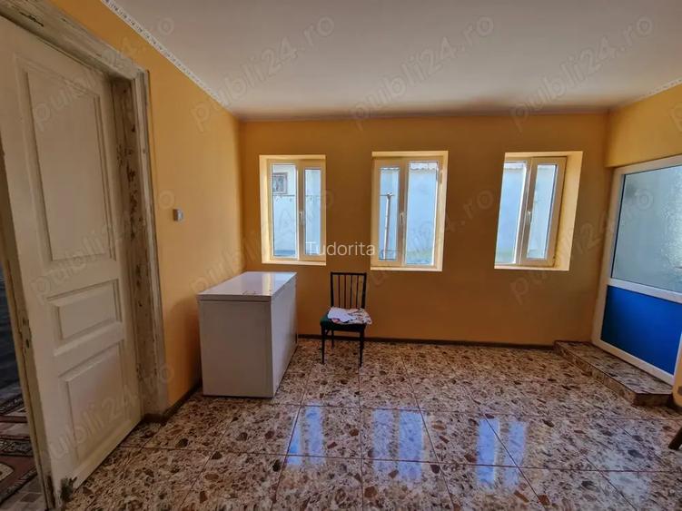 Casa de vanzare si teren, Jud.Braila, Comuna VIZIRU