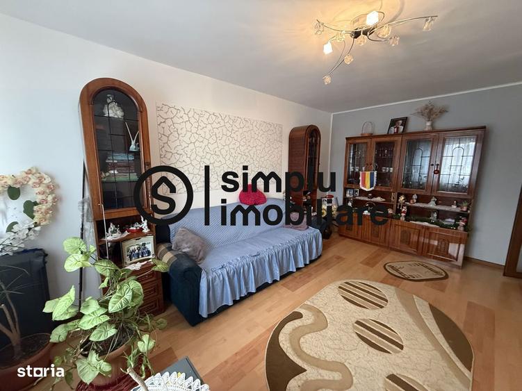 3 decomandate, et 2/4, 1 Mai - 140 000 Euro - 8