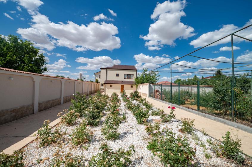 Exclusivitate, Poiana-Centru, P+1, 1640mp teren, 450mp SU, mobilata,utilata - 16