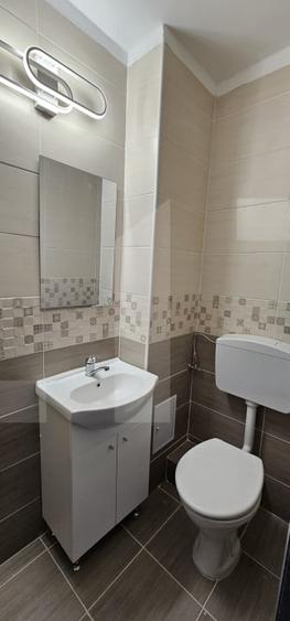 Apartament de vanzare, cu 3 camere, 73 mp, renovat complet, zona centrala - 7