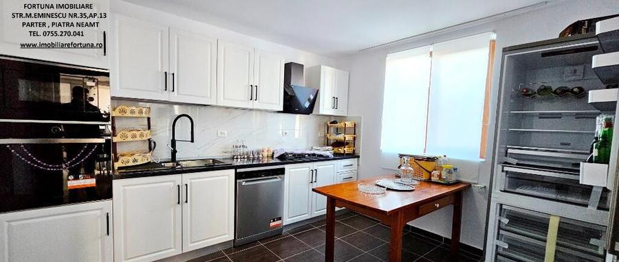 Casa, anexa si teren in cartier rezidential com.D-va Rosie - 3