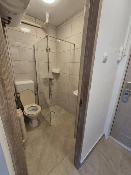 Garsoniera zona Piata Hermes, etaj intermediar, finisata modern - 6