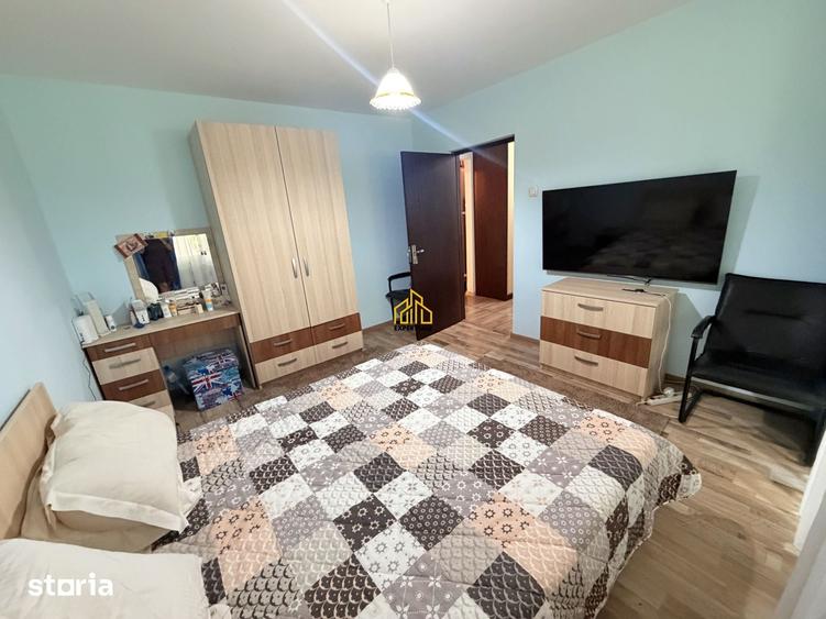 Apartament cu 4 camere decomandat în Rahova