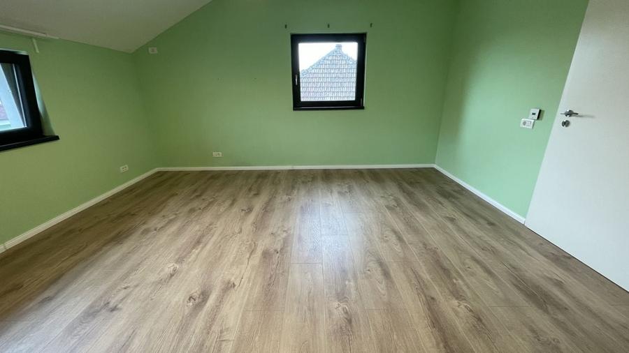 Casa spatioasa,amenajata in zona Lipovei - 17