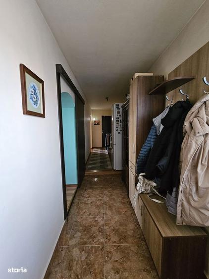 Vand casa 7 camere, 2 bucatarii,4 bai,garaj,beci,Someseni,Cluj-Napoca - 8