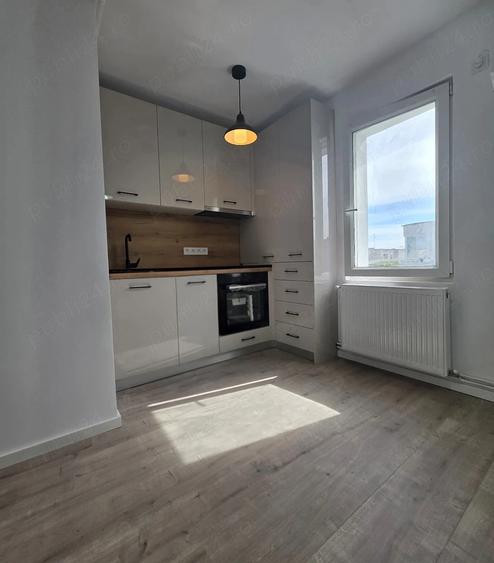 Apartament cu 3 camere decomandat în Unirii