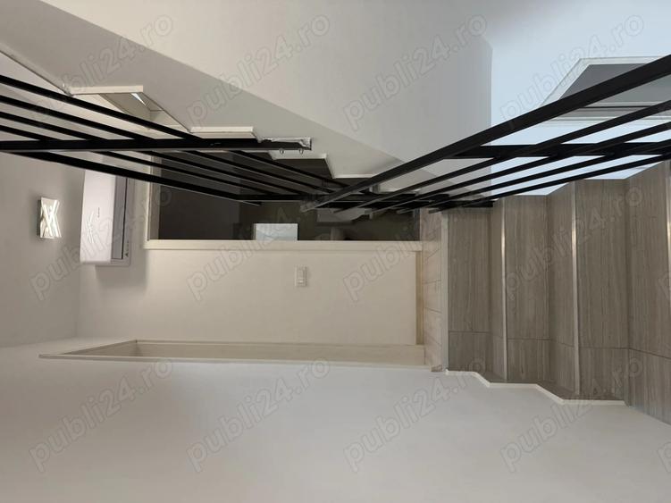 Casă cu Teren 36 Mp în Central