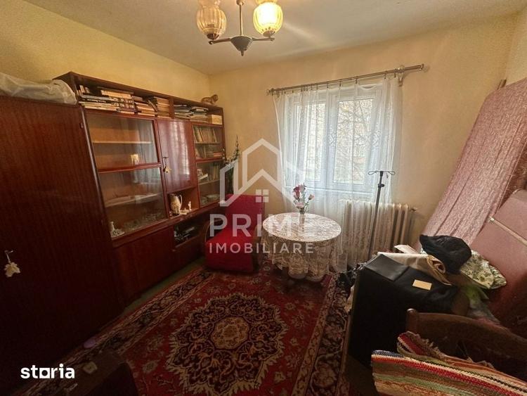 Apartament cu 3 camere în Cetate
