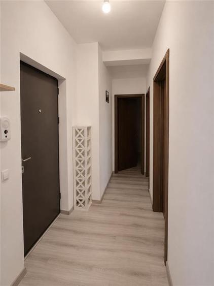 Apartament 3 camere balcon parcare  zona Selimbar - 9