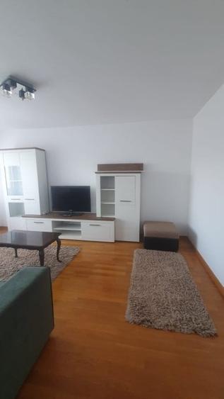 Apartament cu 2 camere decomandat în Decebal