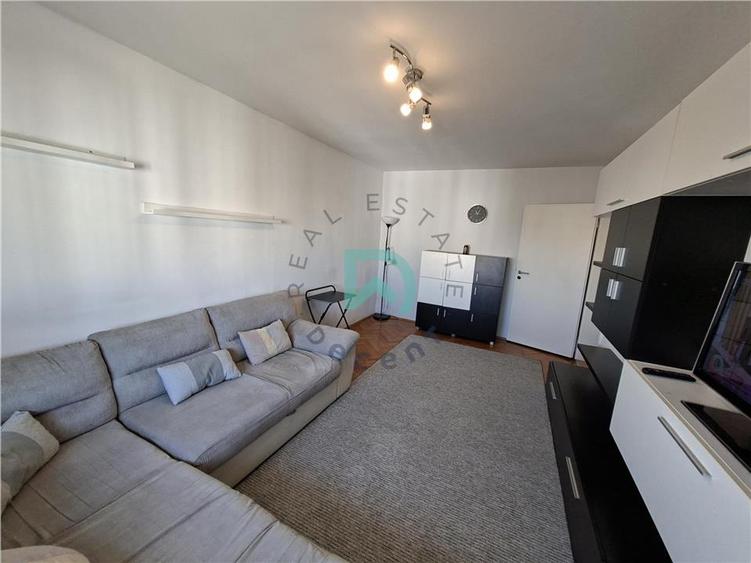 Apartament cu 3 camere decomandat în Gării