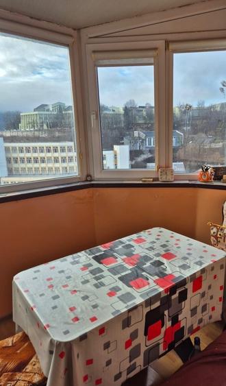 Apartament cu 2 camere decomandat în Griviței