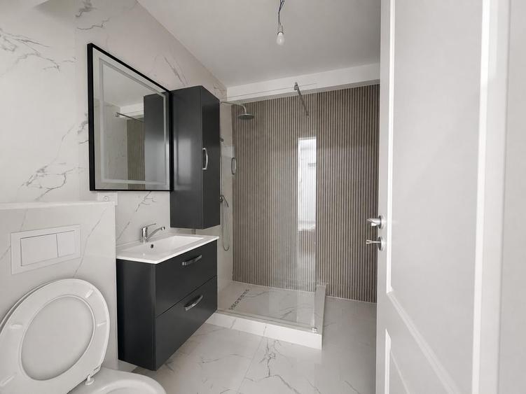 Apartament cu 2 camere decomandat în Cug