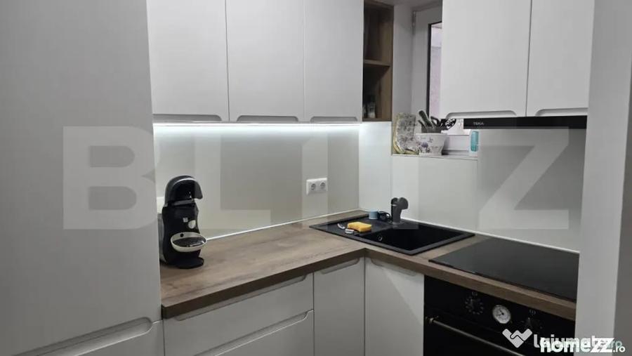 Apartament cu 2 camere decomandat în Micro 14