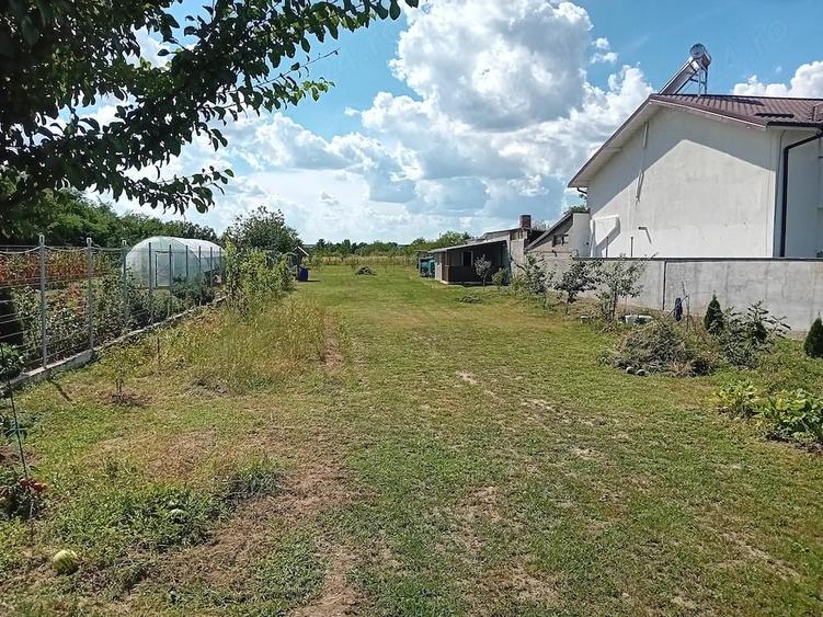 Teren de 1650 mp, în Dragomirești